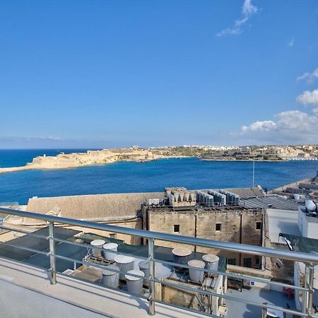 Valletta Luxury 4-Bedroom Duplex With Stunning Sea Views Private Terrace And Jacuzzi Dış mekan fotoğraf